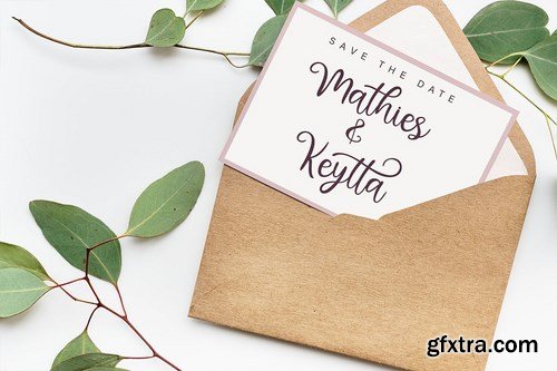 Hinatta Beauty Script Font