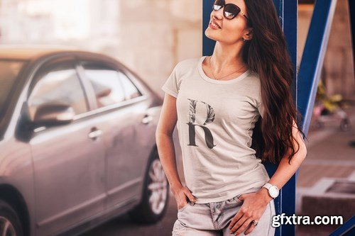 T-Shirt Fashion Mock-Up