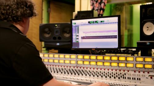 Lynda - Music Production Secrets: Larry Crane on Mixing - 121905