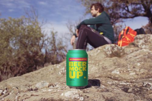 Trekking Beer Can Mockup Premium PSD