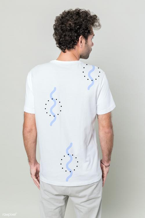 Back view of man in white t-shirt mockup - 2291274