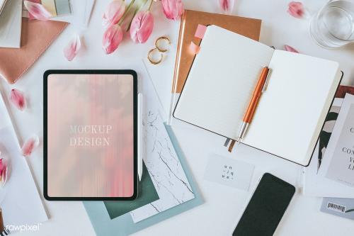 Aerial view of digital devices mockup on table workspace - 1220853