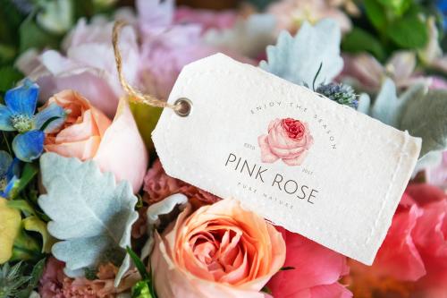 Bouquet of colorful flowers with a label mockup - 1209955