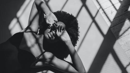 Shadows over a sensual black woman social template - 2025393