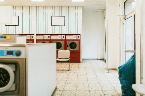 Washing machines in a retro laundromat - 2273372