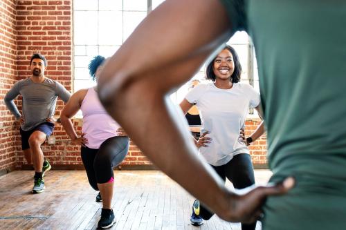 Diverse people in an exercise class - 2045871