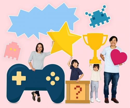 Happy family winning a video game - 504181