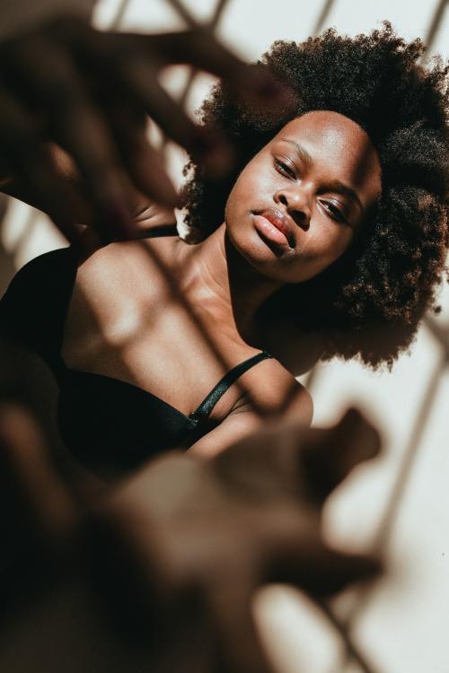 Shadows over a sensual black woman social template - 2025070