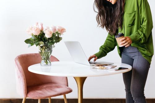 Happy woman working at home - 2030321