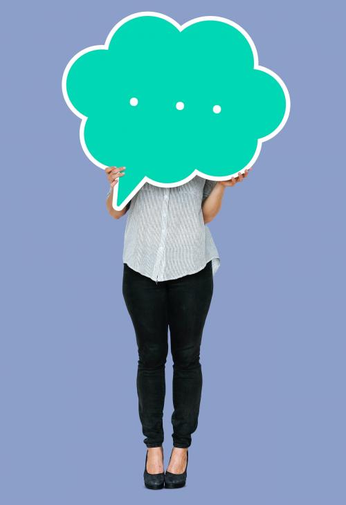 Woman holding a speech bubble - 492814