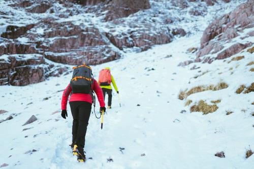 Mountaineers climbing the snowy mountain - 2097712