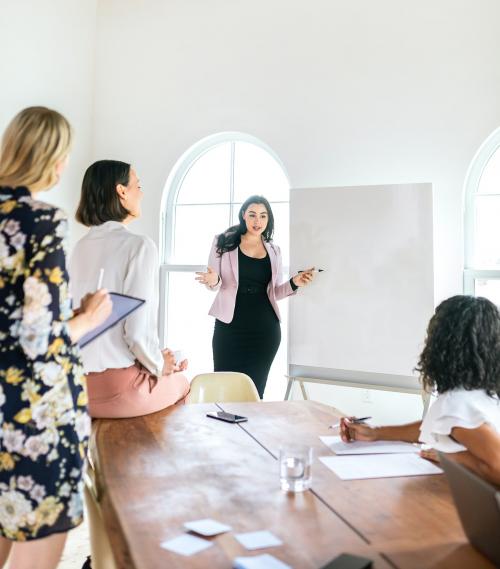 Diverse business people in a meeting - 2203511