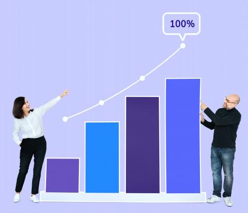 Businesspeople presenting a growing business bar chart - 493282