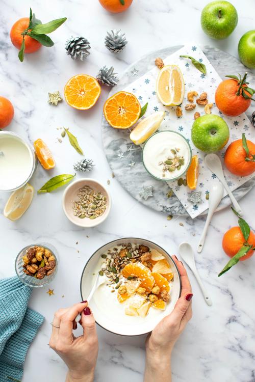 Citrus yogurt with caramelized nuts menu - 2049768