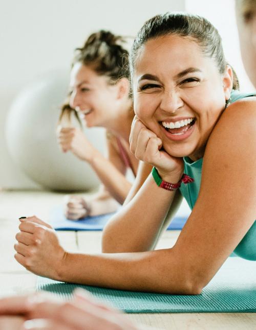 Group of cheerful women in yoga class - 2194683