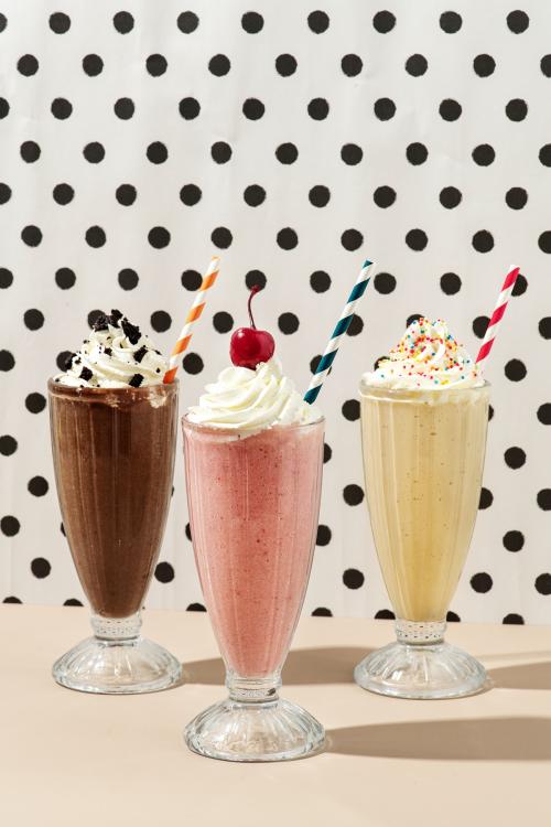 Mixed flavor milkshakes at a cafe - 2280478