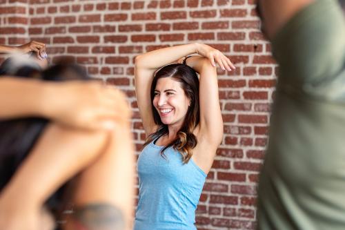 Group of diverse women at the gym - 2041678