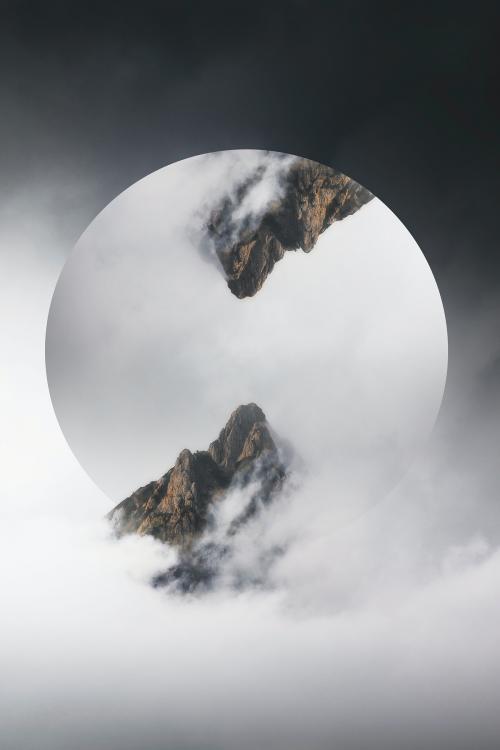 Misty Julian Alps peak round badge - 1218478