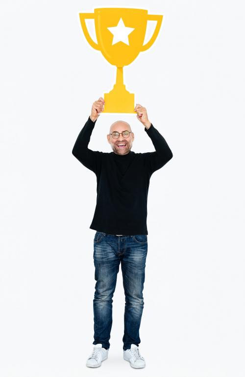 Man showing a golden trophy - 475655