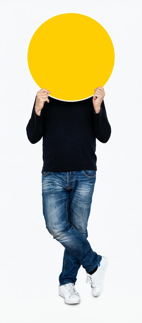 Man holding a round yellow board - 475245