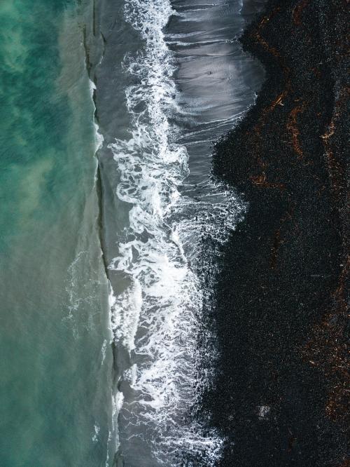 Drone shot of Talisker Bay on the Isle of Skye in Scotland - 935867