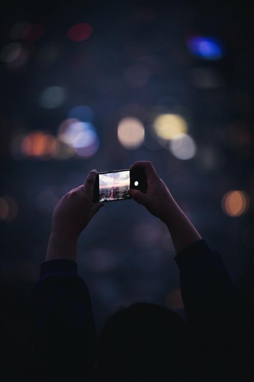 Capturing a city view at night - 843891