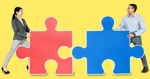 Business people connecting jigsaw puzzle pieces - 470307