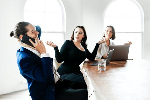 Businessman talking on the phone in a meeting - 1225074