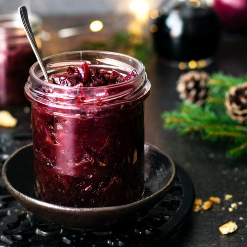 Fresh homemade onion cranberry jam - 1228657