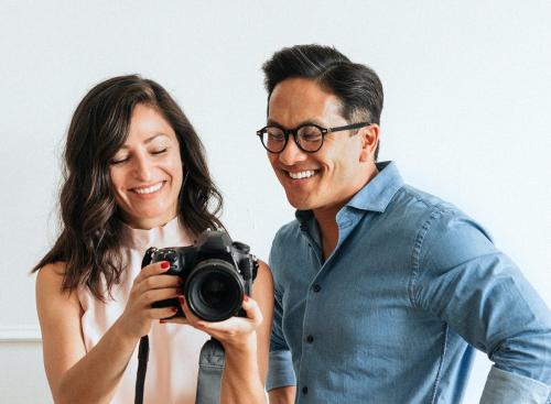 Cheerful couple in a studio - 1224144