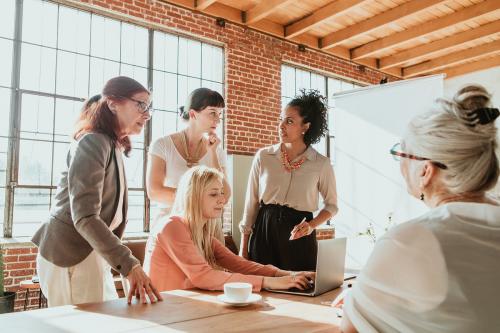 Businesspeople brainstorming in a meeting - 1217860