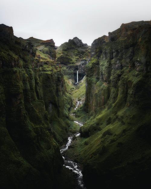 Grassy canyons in the south of Iceland - 1227068