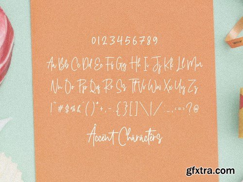 Candyreins YH - Monoline Script Font