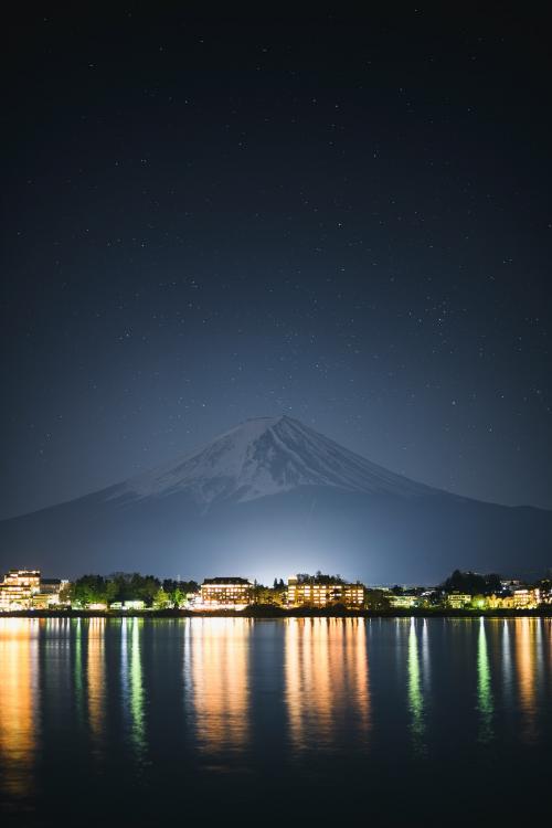 View of Mount Fuji and Lake Kawaguchi, Japan - 935508