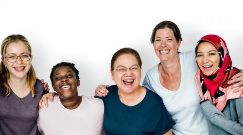 Group of cheerful diverse women - 7486