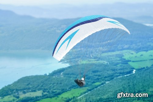 CreativeMarket - Paraglider Mockups Set 5151237