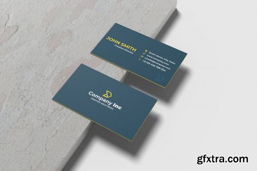 CreativeMarket - Minimalist Business Card Mockup 4924317