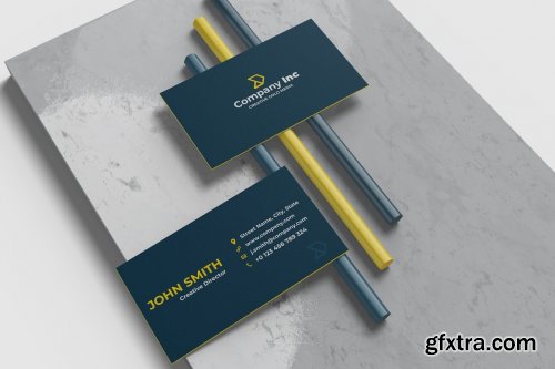 CreativeMarket - Minimalist Business Card Mockup 4924317