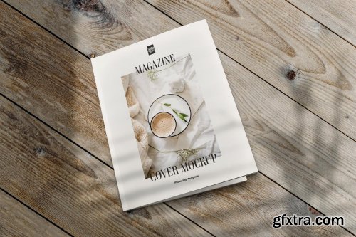 CreativeMarket - Magazine Cover Mockup Set 5337774