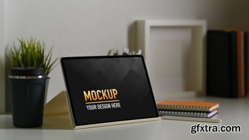 Smartphone laptop and tablete mockup