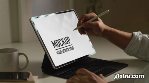 Smartphone laptop and tablete mockup