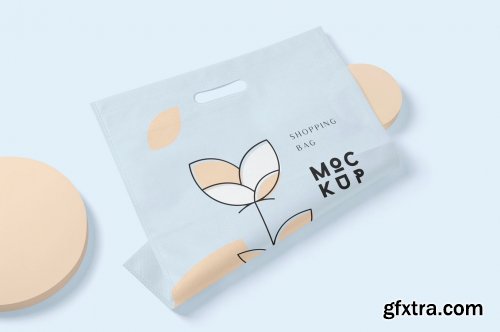 5 Beautiful Shopping Bag Mockups