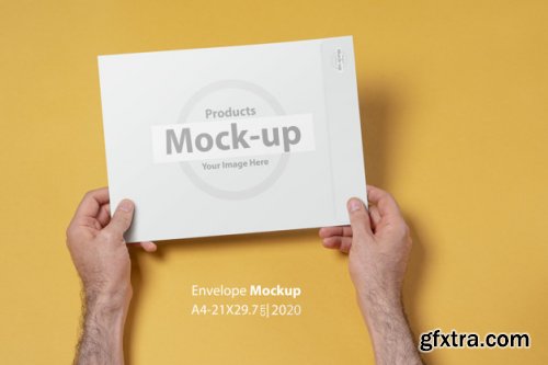 Hand holding blank, box notes mockup vol2