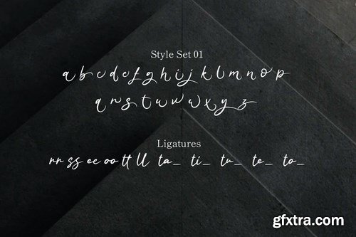 Rhileida - Script Font