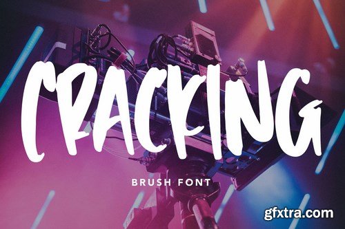 Cracking - Brush Font