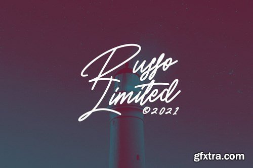 Rialltos Slanted Script Font