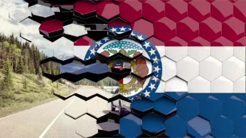 Videohive - Missouri Flag Hexagon Transition - 4K Resolution - 32774287 - 32774287