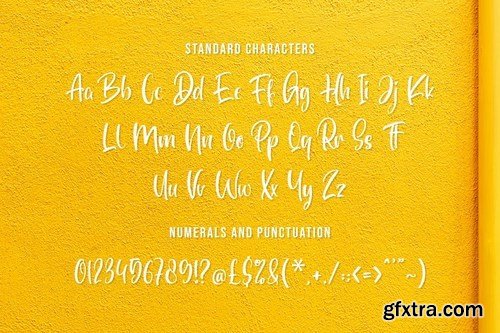 Santarino - Summer Font