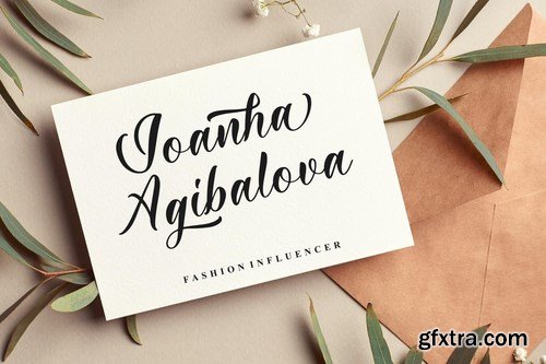 Georghie Monica Modern Script Font