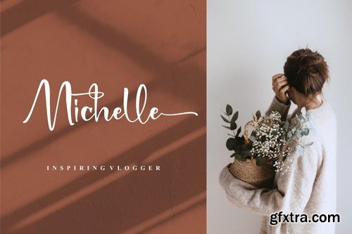 Dignhaty Beautiful Script Font